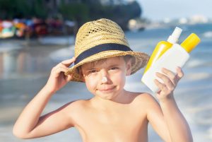 קרם הגנה זה חובה - איך להיות חכם בשמש